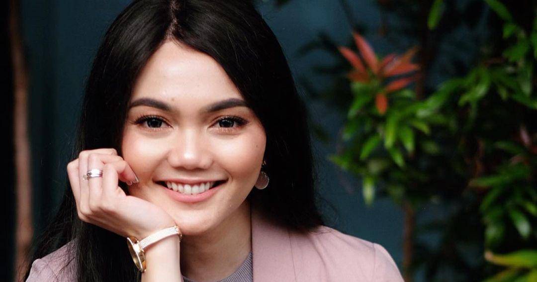 Instagram.com/rinanose16