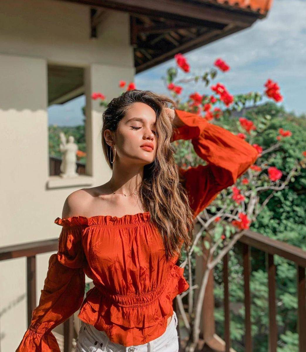 Instagram.com/claurakiehl