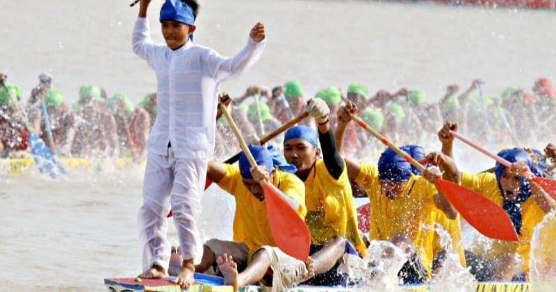 twitter.com/PuspitaFM