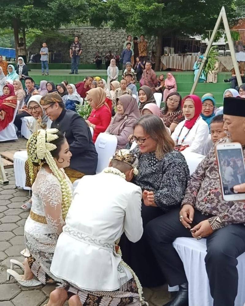 Instagram.com/indrowarkop_asli