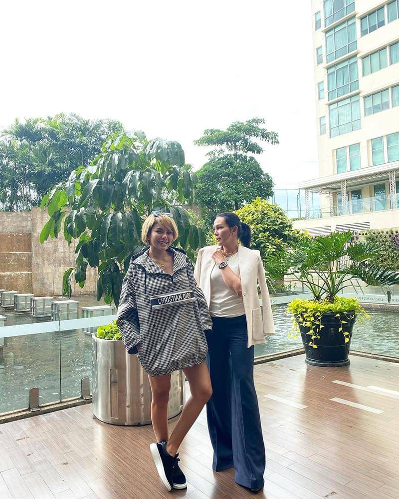 Instagram.com/fitri_salhuteru