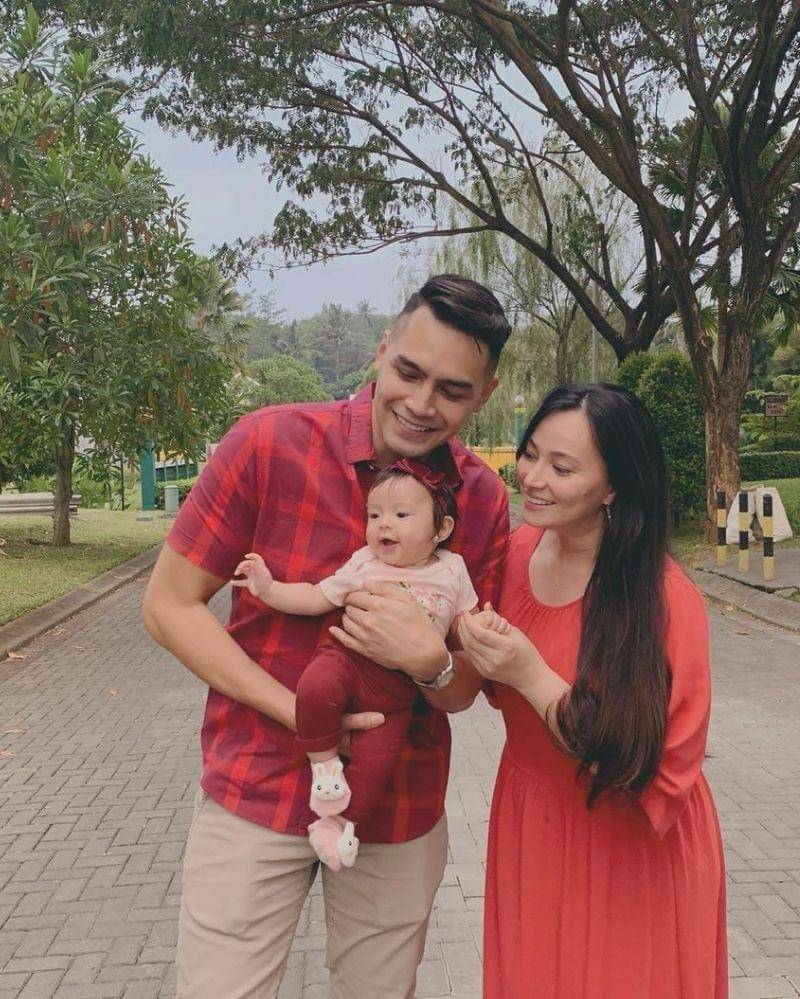 Instagram.com/asmirandah89