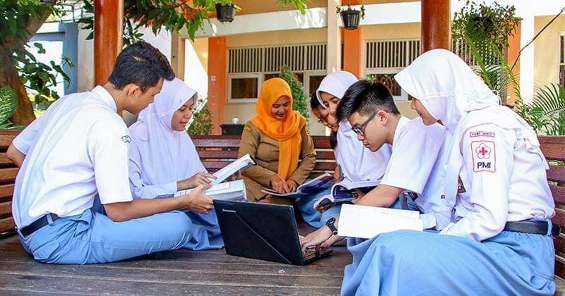 Unsplash/isengrapher