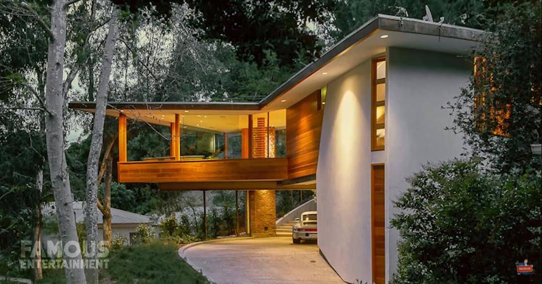 Youtube.com/Famous Entertainment