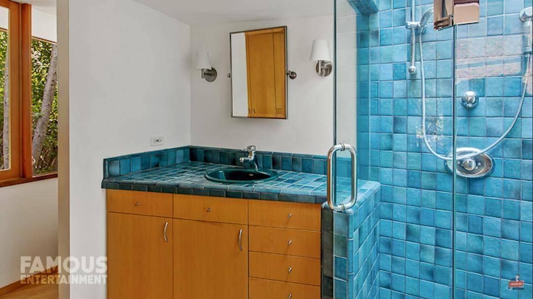 Youtube.com/Famous Entertainment