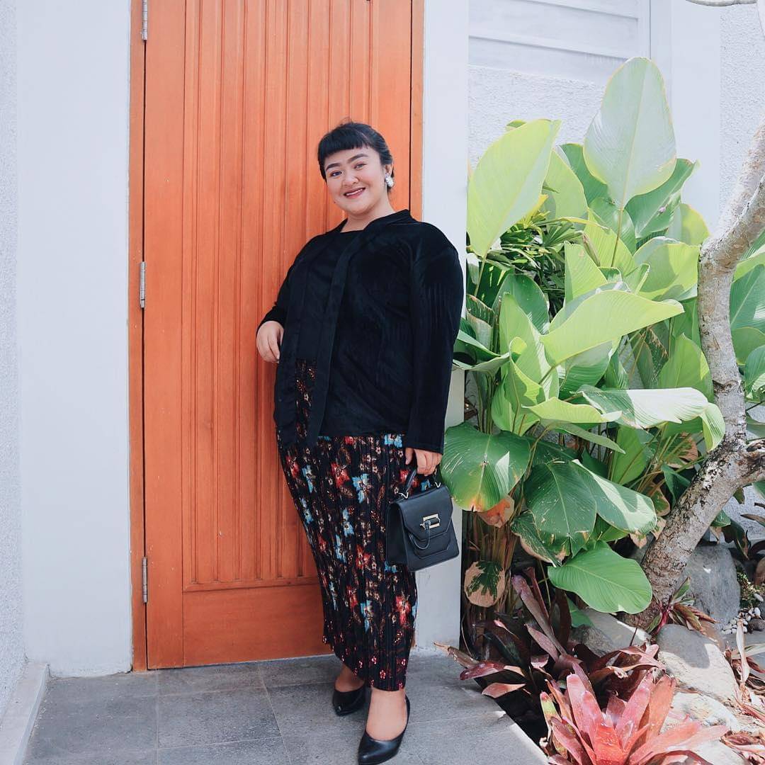 Instagram.com/tiraemon