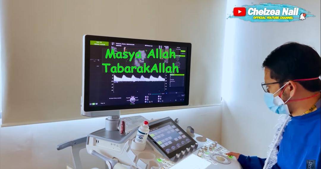 Youtube.com/Chelzea Nail