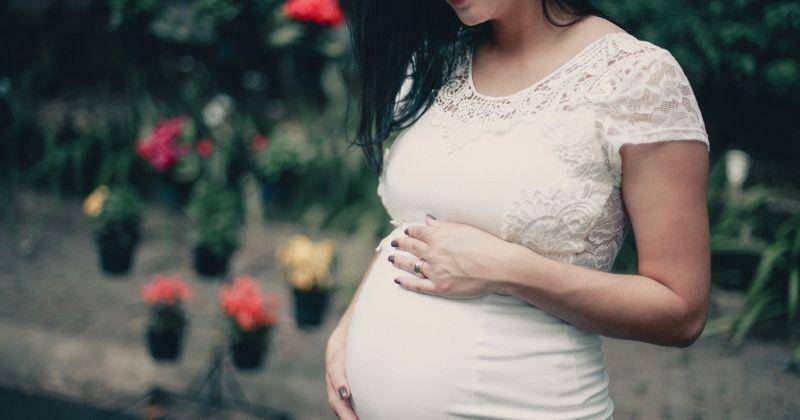 Ini Penyebab Mama Belum Merasakan Gerakan Janin saat Hamil 4 Bulan