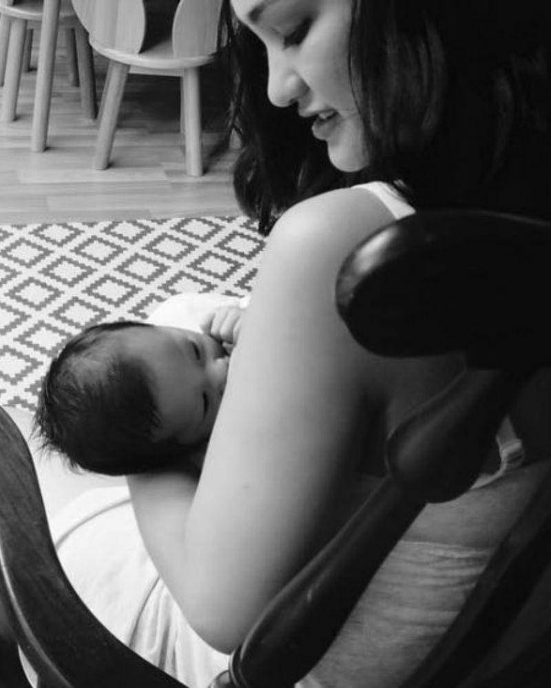 Instagram.com/atiqahhasiholan