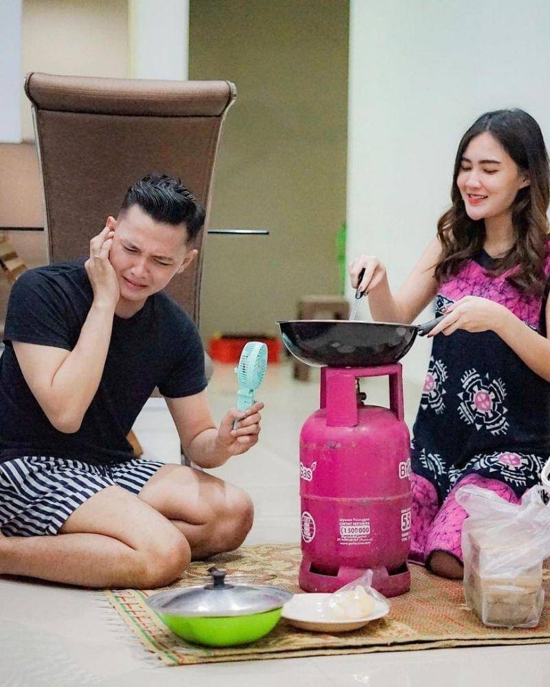 Instagram.com/nellakharisma