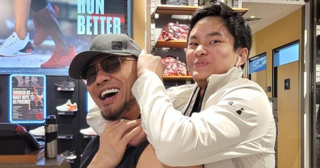 Instagram.com/azkacorbuzier