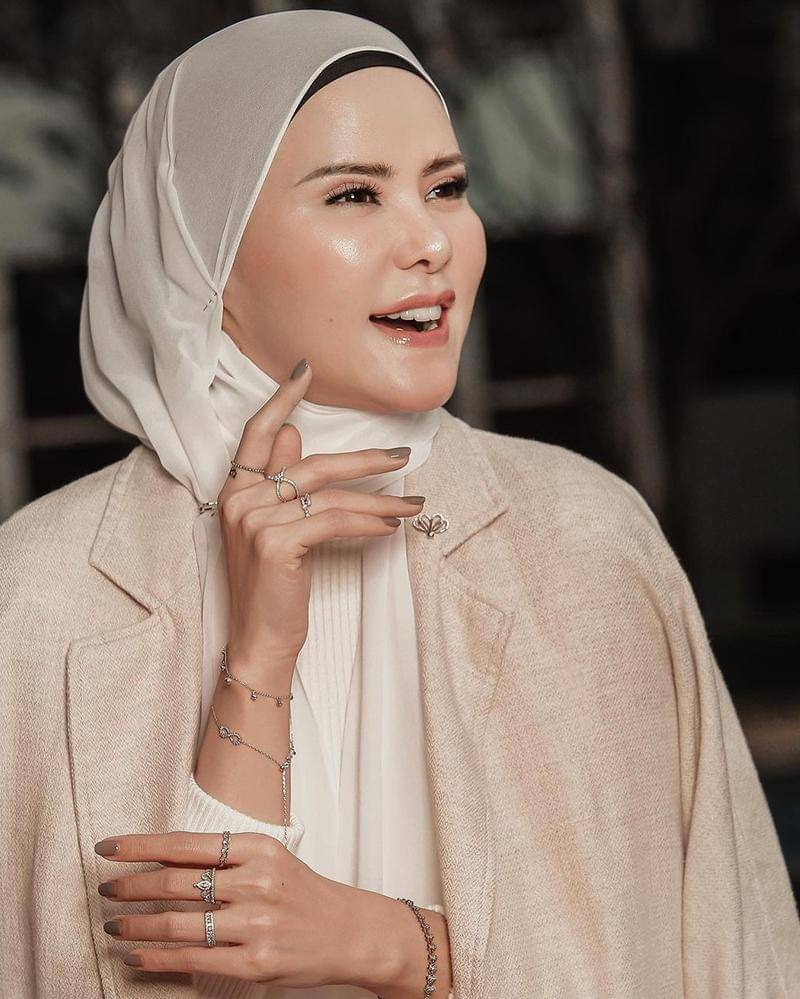 Instagram.com/angellelga