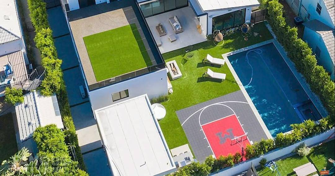 Youtube.com/Famous Entertainment