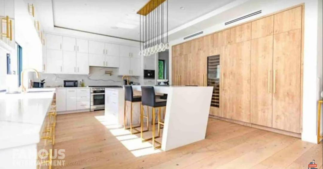 Youtube.com/Famous Entertainment