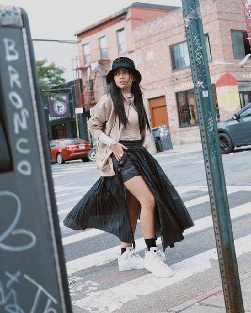 Instagram.com/rachelvennya