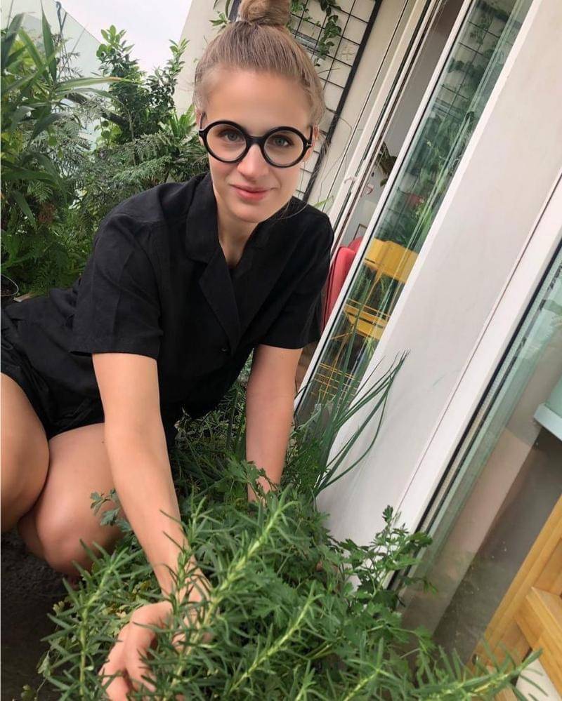 Instagram.com/lolagin