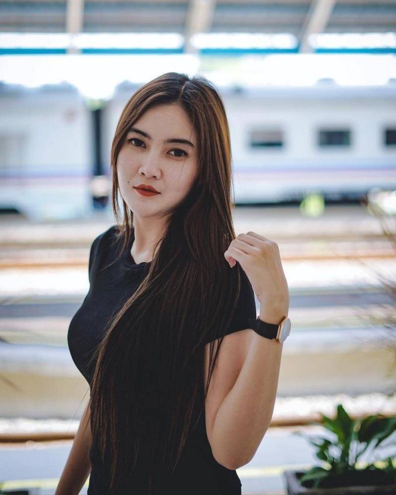 Instagram.com/nellakharisma