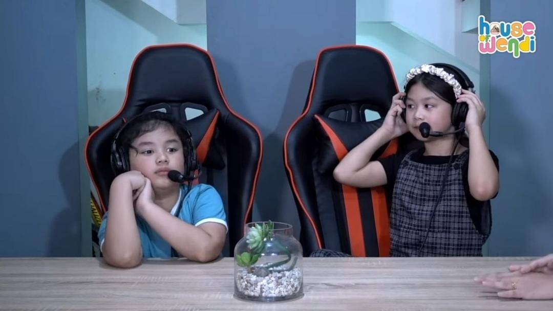 Youtube.com/Wendi Of House