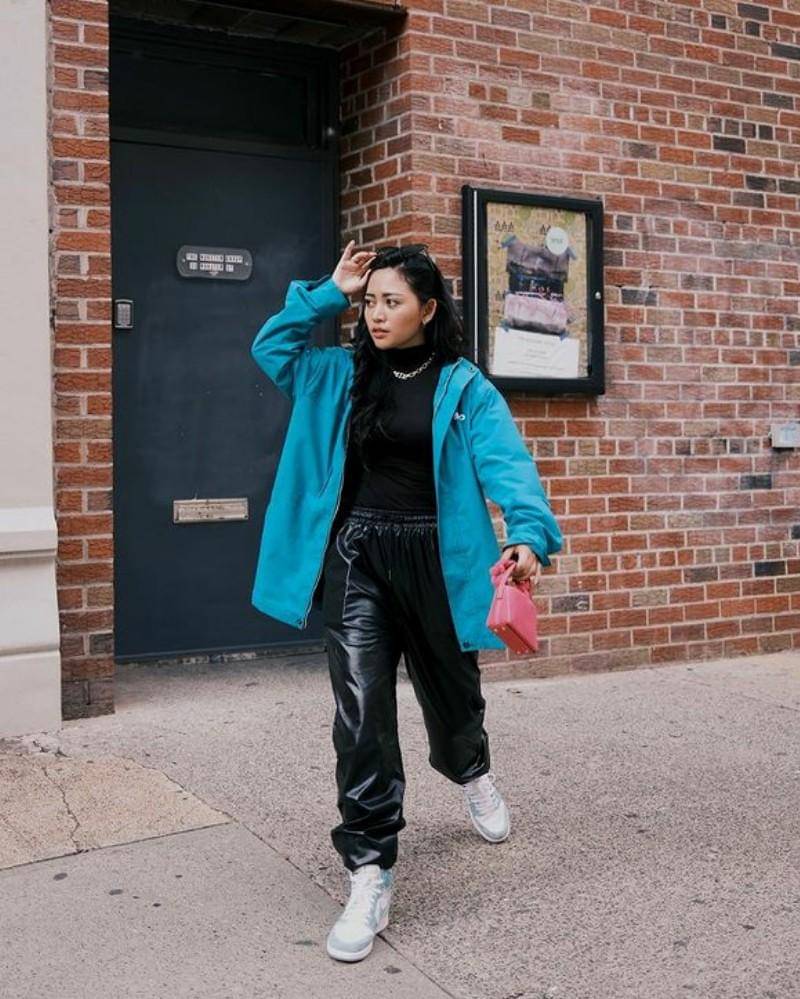 Instagram/rachelvennya