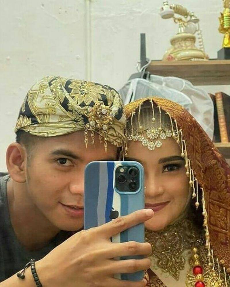 Instagram.com/tiaswulansari983