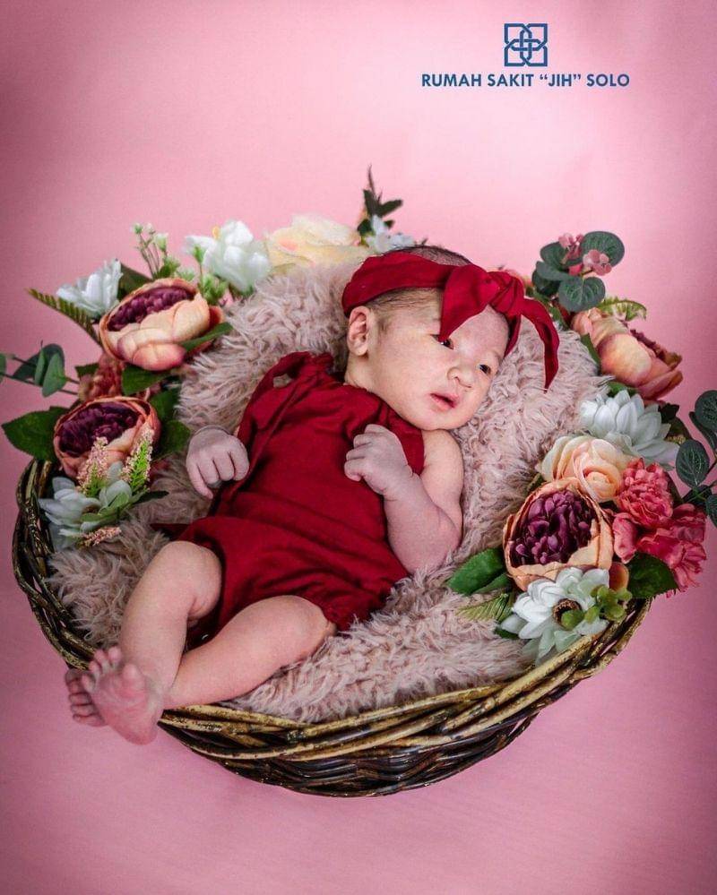 Instagram.com/nellakharisma