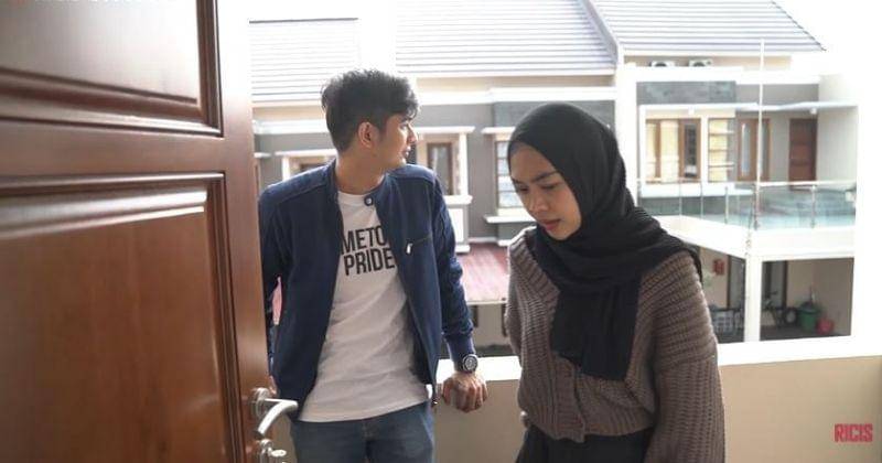 Youtube.com/Ricis Official