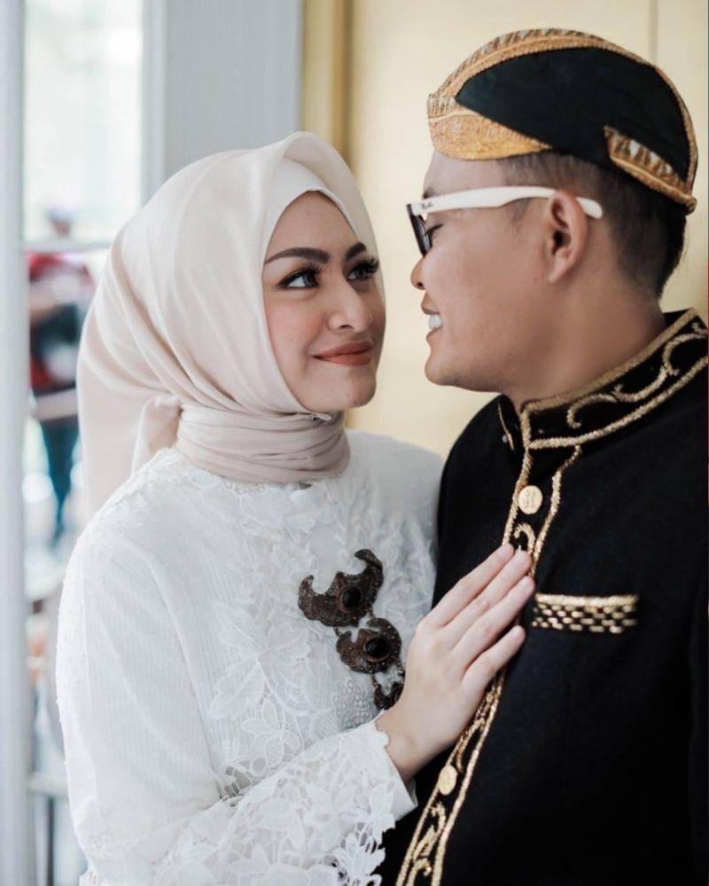 Instagram.com/Nathalieholscher