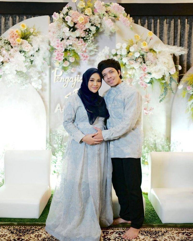 Instagram.com/Aurelie.hermansyah