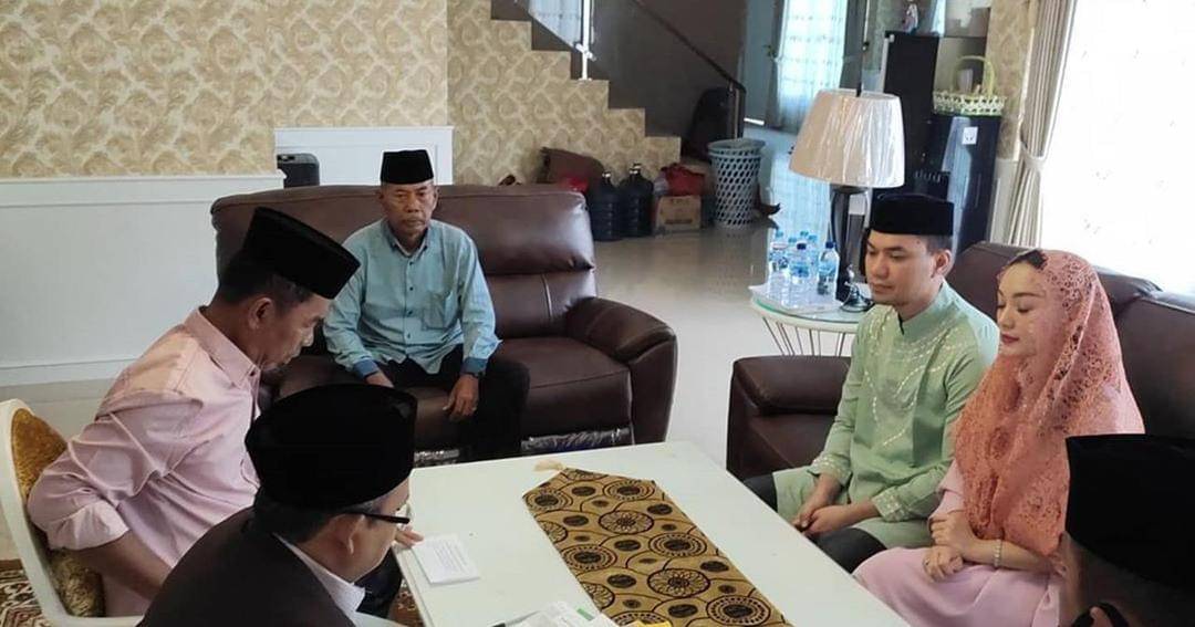 Instagram.com/zaskia_gotix