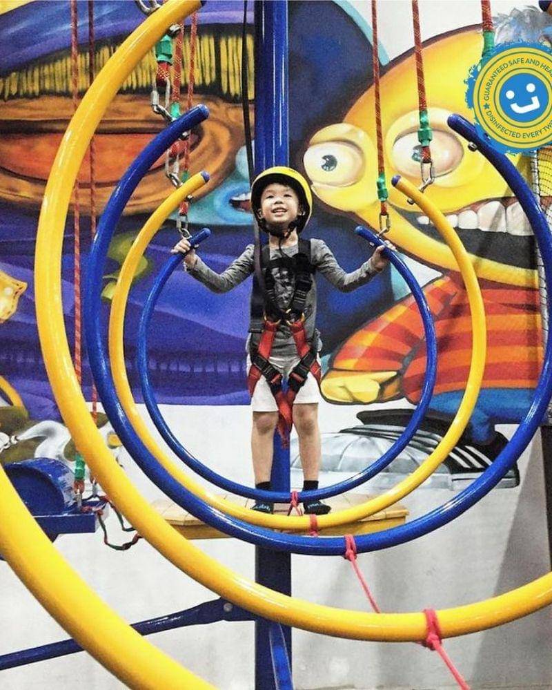 Instagram.com/houbii_id