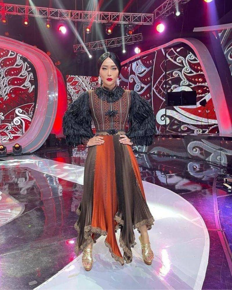 Instagram.com/inul.d