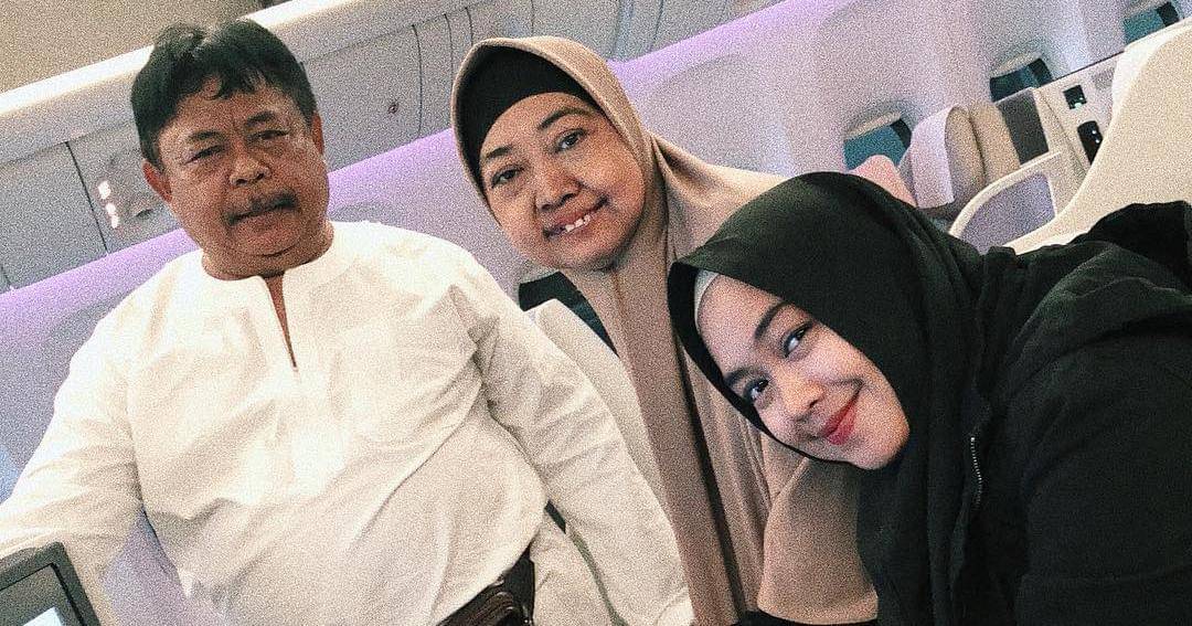 Instagram.com/riaricis1795