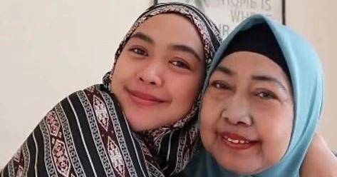 Instagram.com/yunifahlismawati