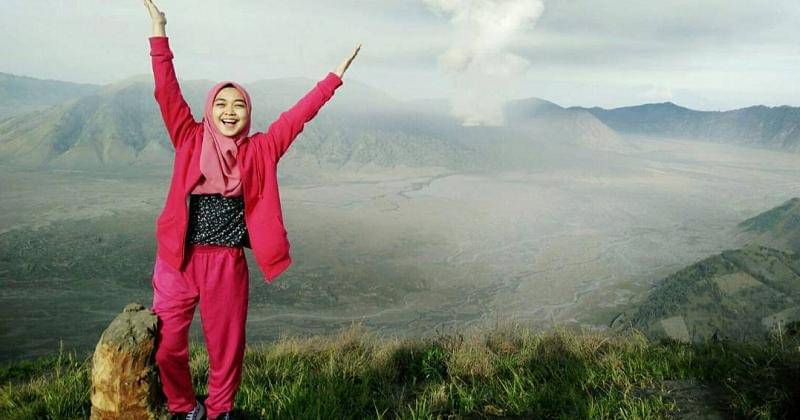 instagram.com/riaricis1795