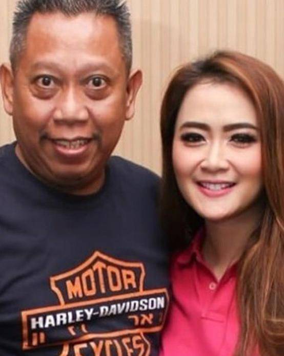 Instagram.com/vegadarwanti123