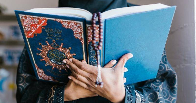 Pexels/RODNAE Production