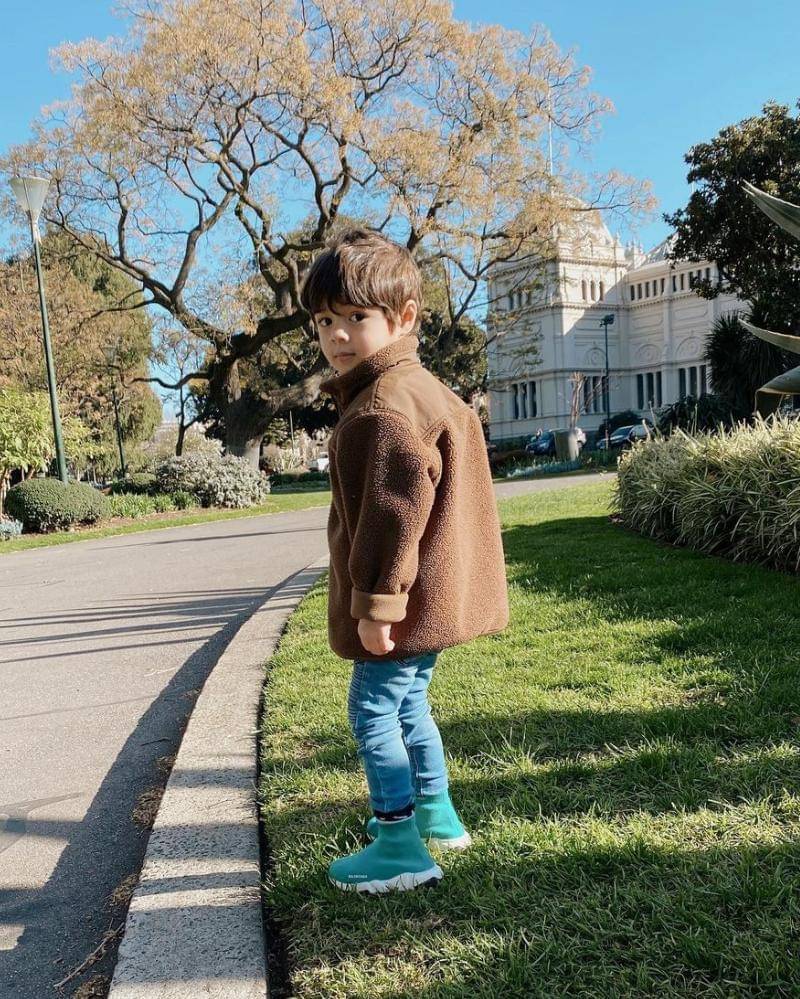 Instagram.com/carissa_puteri