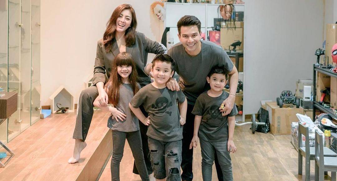 Instagram.com/ijonkfrizzy