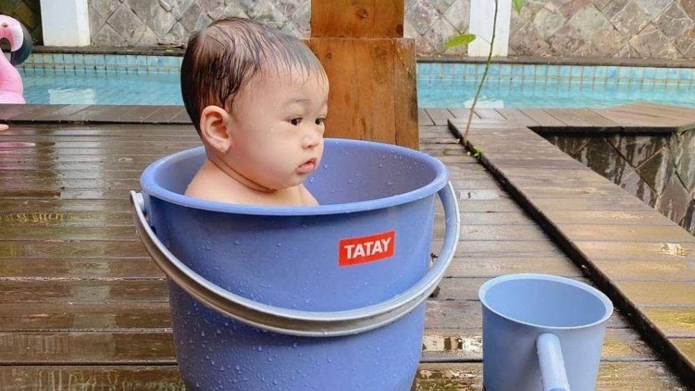 Instagram.com/dianpelangi