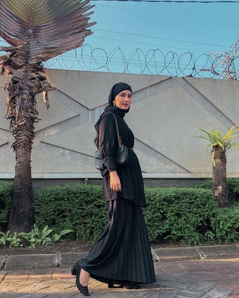 Instagram.com/rara.nawaningsih