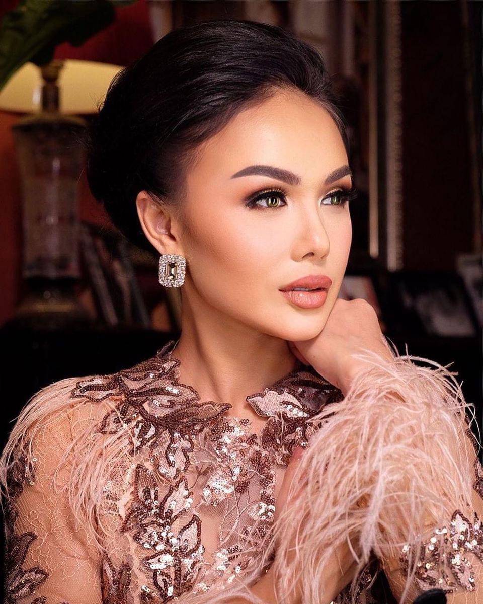 Instagram.com/yunishara36