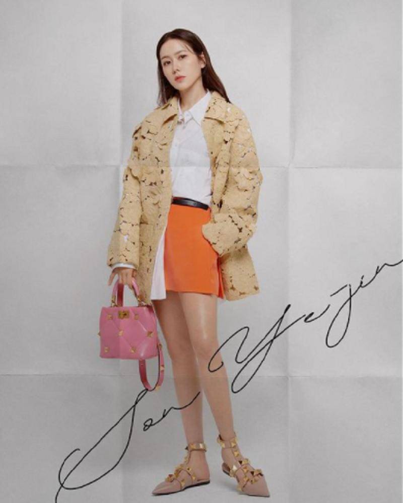 instagram.com/yejinhand