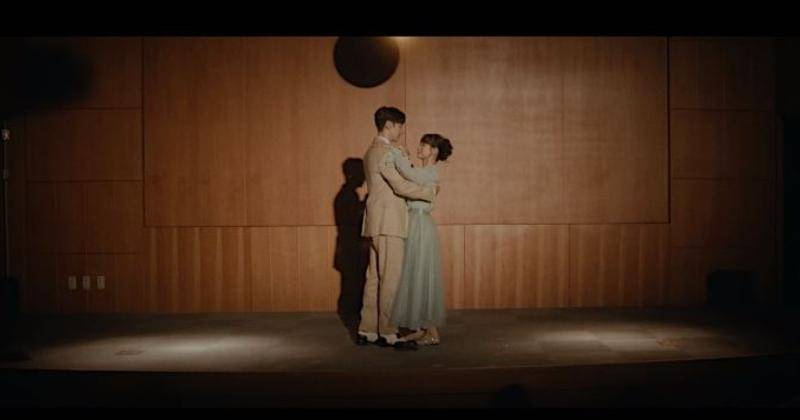 YouTube.com/AOMGOFFICIAL