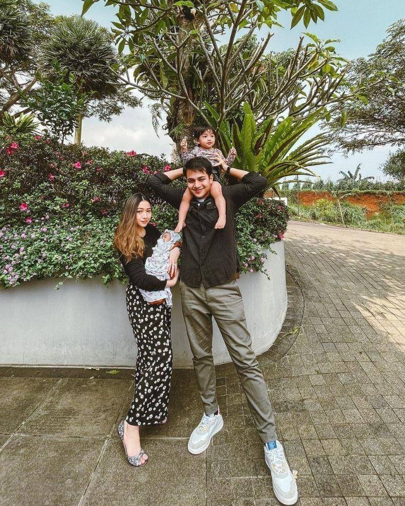 Instagram.com/adzanabs