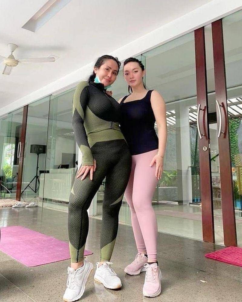 Instagram.com/zaskia_gotix