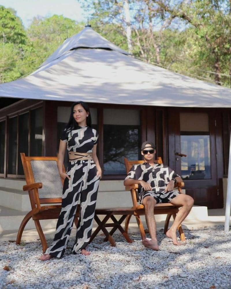 Instagram/rachelvennya