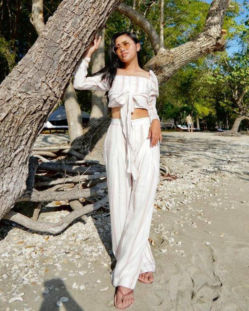 Instagram/rachelvennya