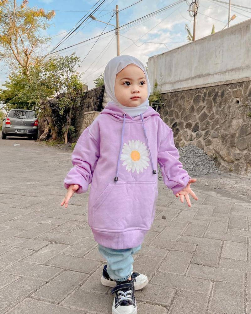Instagram.com/babyshireenaqila