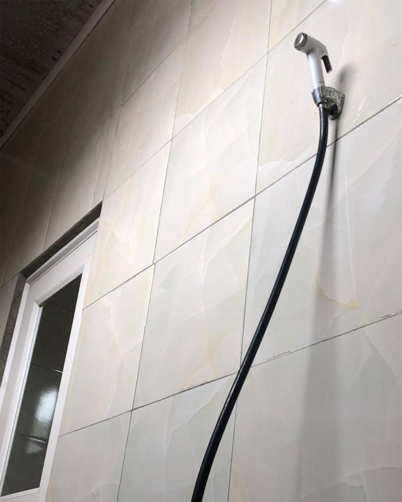 Twitter.com/aprlmhrn