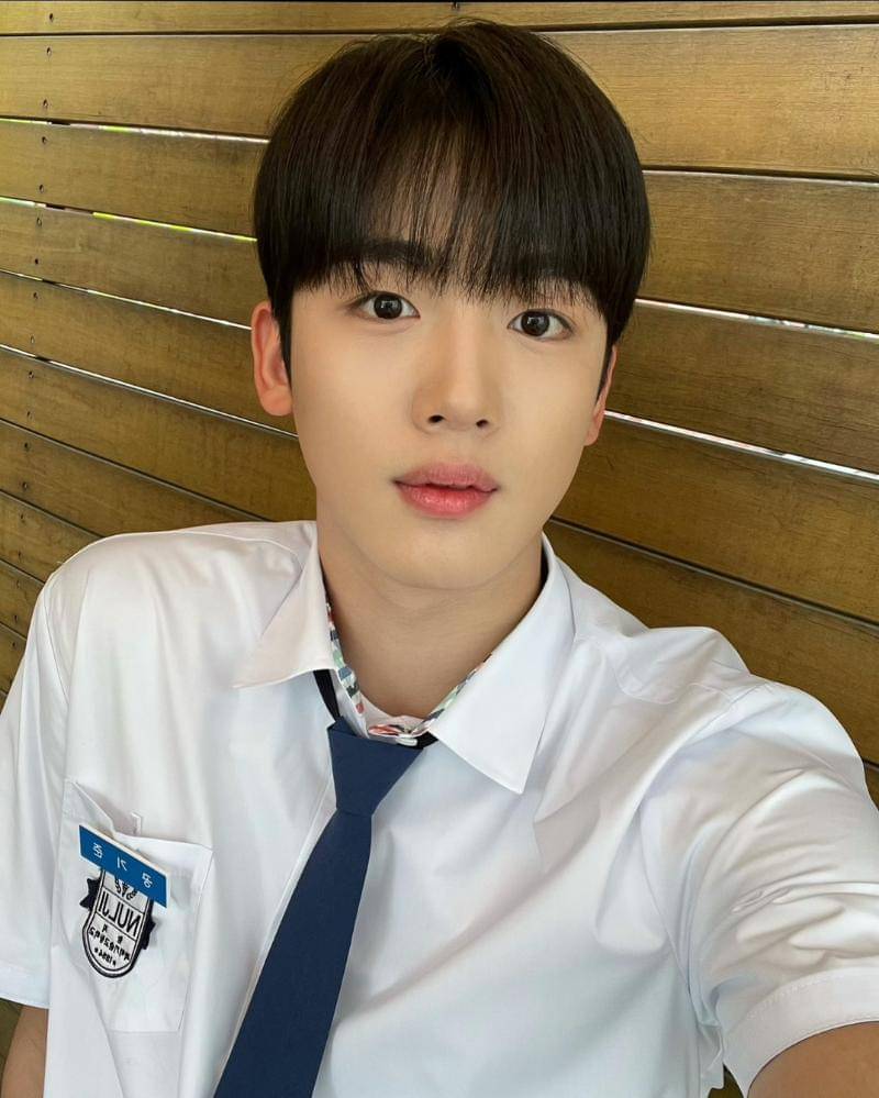 Twitter.com/WEi__Member